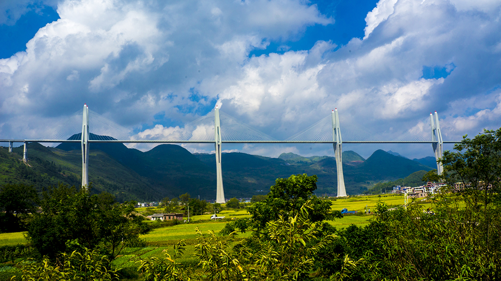 7汝郴高速赤石特大橋 (1).jpg